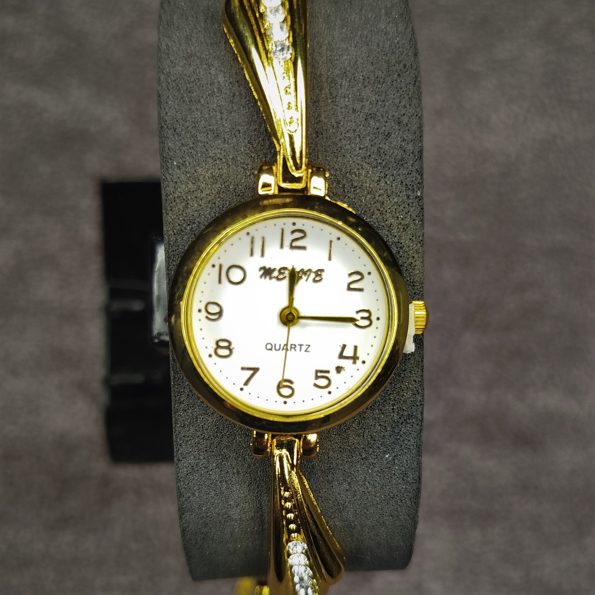 ساعت مچی اقتصادی زنانه